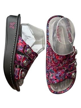 Alegria Julee Leather Adjustable Slide
Sandals In Poppy Pop Size 38 (US 8-8.5)